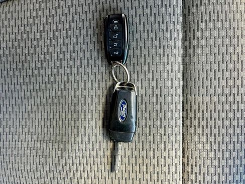 Used 2017 Ford F150 XLT image 42