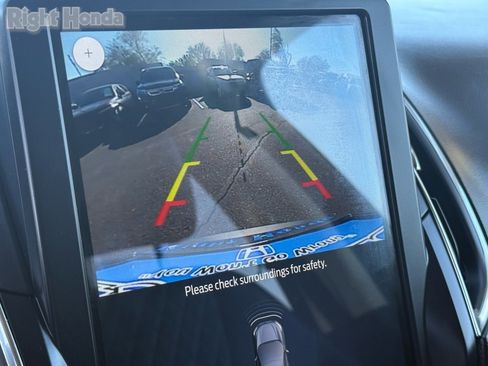 Used 2023 Ford Edge Titanium image 21