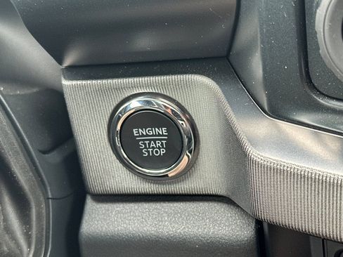 Used 2026 Ford F350 Platinum AWD/4WD image 23