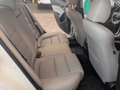 Used 2016 MAZDA MAZDA6 Touring image 13