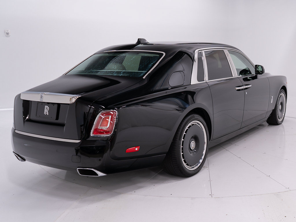 Certified 2018 Rolls-Royce Phantom Sedan RWD image 5