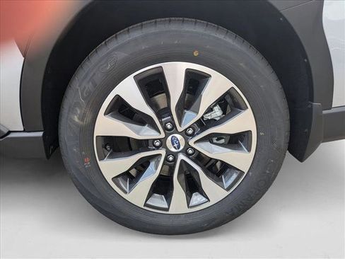 New 2025 Subaru Outback Limited w/ Popular Package #2 image 10