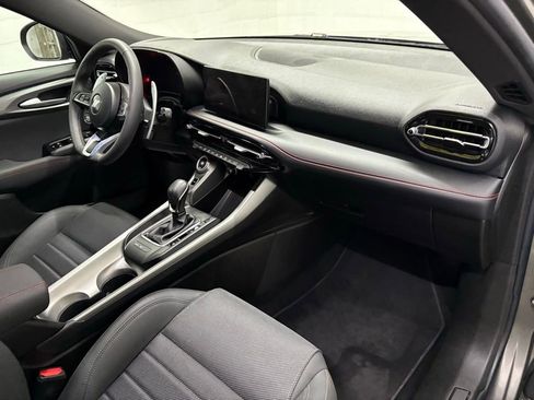 Used 2024 Dodge Hornet R/T w/ R/T Blacktop Package AWD/4WD image 18
