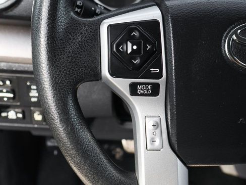 Used 2017 Toyota Tundra SR5 w/ SR5 Upgrade Package image 21