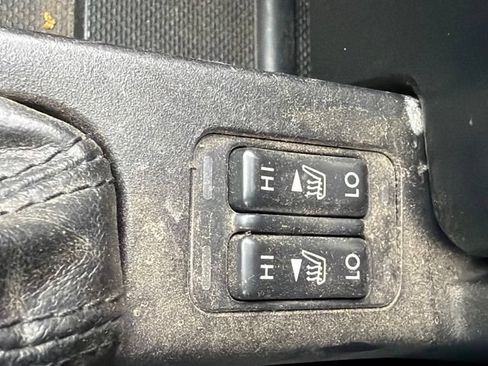 Used 2012 Subaru Forester 2.5X Premium w/ All-Weather Pkg AWD/4WD image 32
