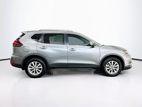 Used 2018 Nissan Rogue SV w/ Premium Package AWD/4WD image 10