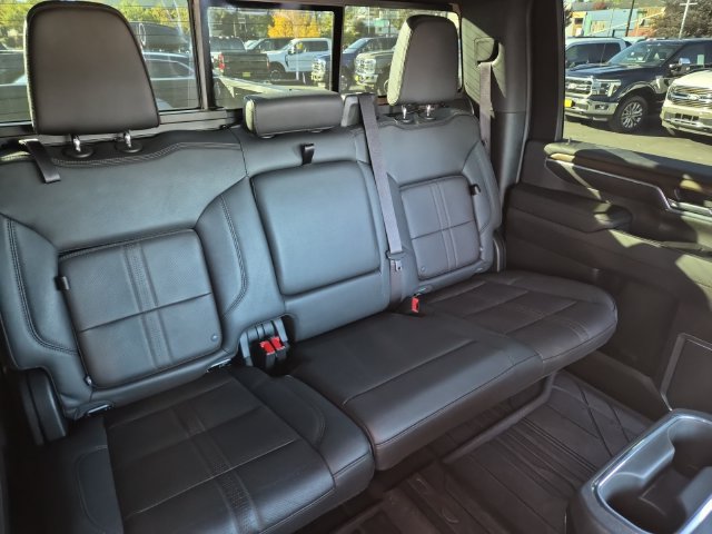 Used 2024 Chevrolet Silverado 3500 High Country AWD/4WD image 22