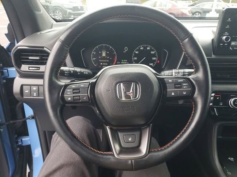 Used 2023 Honda Pilot TrailSport image 31