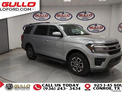 Used 2024 Ford Expedition XLT image 2