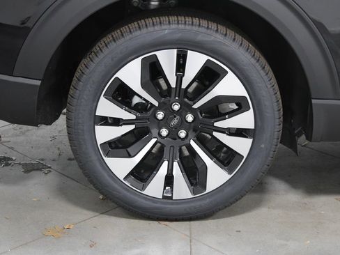 New 2026 Ford Explorer Platinum w/ LUX Leather Package image 12