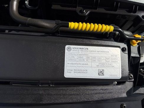 Used 2022 Volkswagen GTI Autobahn image 31