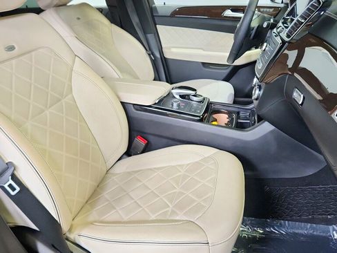 Used 2018 Mercedes-Benz GLE 43 AMG 4MATIC w/ Premium 3 Package image 20