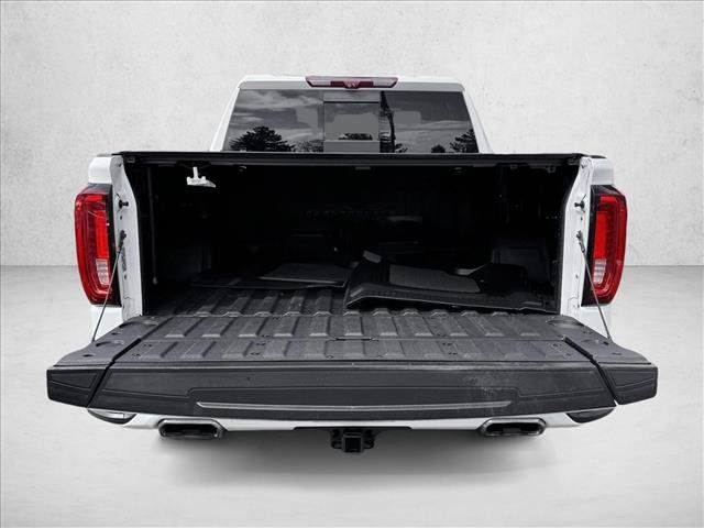 Used 2023 GMC Sierra 1500 Denali w/ Technology Package AWD/4WD image 7