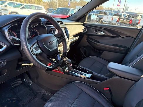 Certified 2023 Chevrolet TrailBlazer RS w/ Sun and Liftgate Package image 14