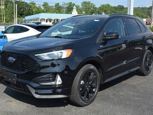 Certified 2023 Ford Edge ST-Line AWD/4WD image 3