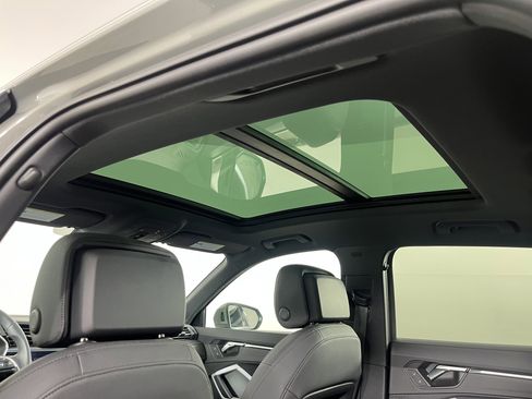 Used 2021 Audi Q3 2.0T Premium Plus image 17