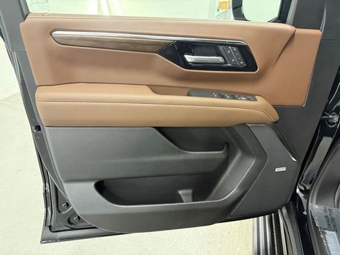 New 2026 Chevrolet Tahoe High Country image 13