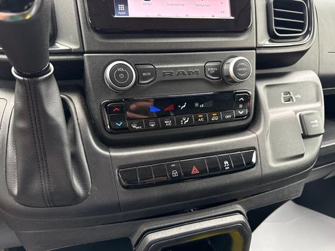 Used 2025 RAM ProMaster 2500 w/ Convenience Group FWD image 37
