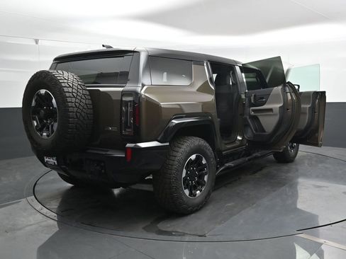 Used 2024 GMC Hummer EV 3X w/ Extreme Off-Road Package image 53