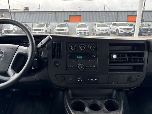 Used 2024 GMC Savana 2500 w/ Driver Convenience Package image 18