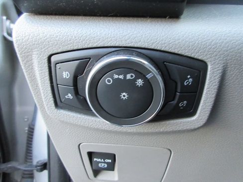 Used 2016 Ford F150 XL w/ Equipment Group 101A Mid AWD/4WD image 22