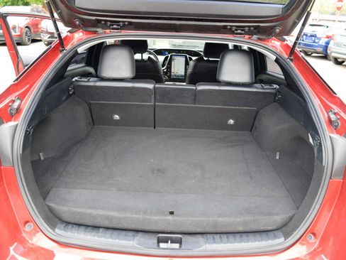 Used 2018 Toyota Prius Prime Premium FWD image 38