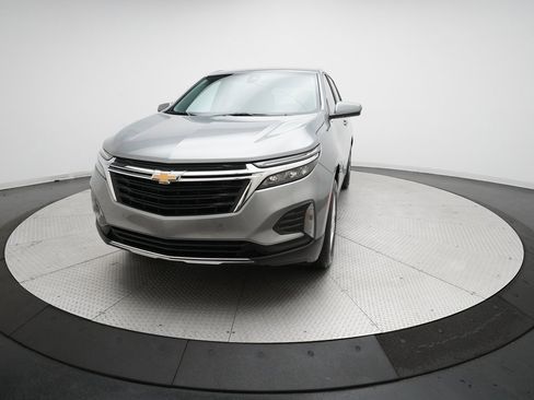 Used 2024 Chevrolet Equinox LT w/ LPO, Floor Liner Package image 33