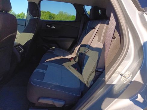Used 2025 Chevrolet Blazer LT AWD/4WD image 17
