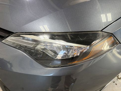 Used 2017 Toyota Corolla LE w/ Carpet Mat Package (TMS) image 10