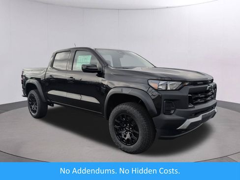 New 2026 Chevrolet Colorado Trail Boss AWD/4WD image 1