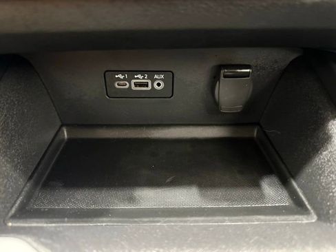 Used 2025 Nissan Altima 2.5 SV image 35