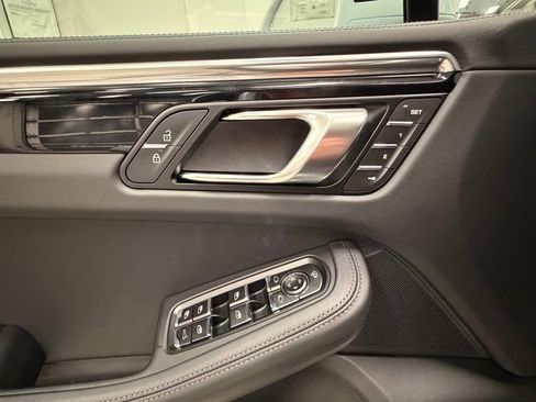 New 2026 Porsche Macan S image 23