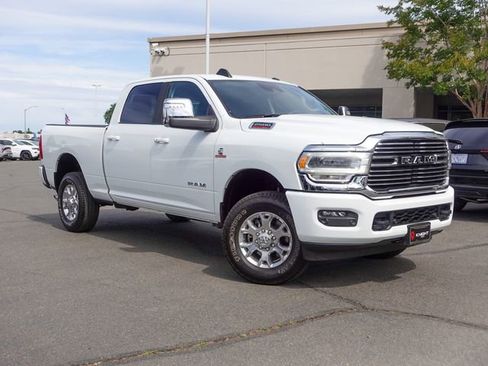 Used 2024 RAM 2500 Laramie AWD/4WD image 5