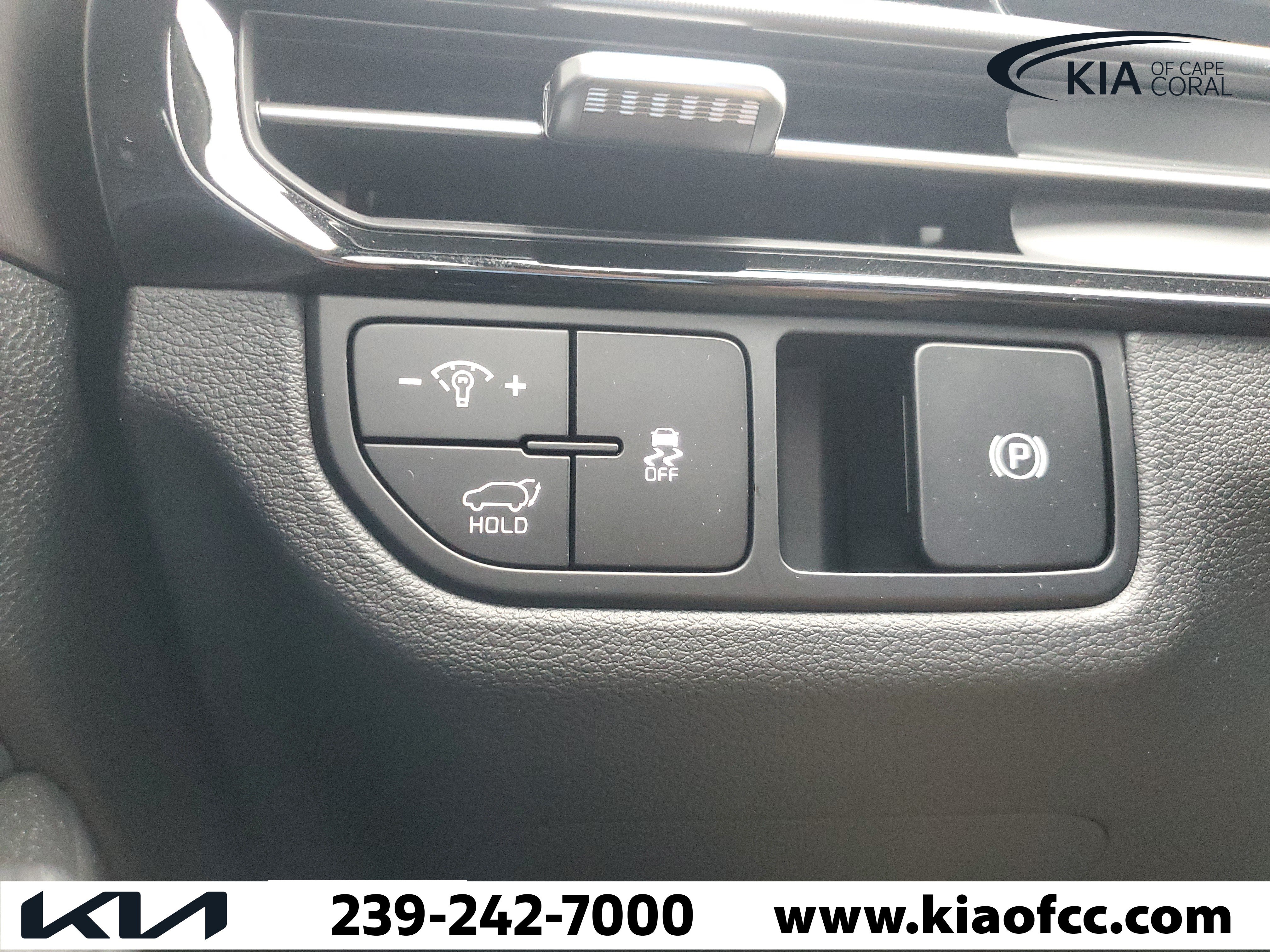New 2026 Kia Sportage SX FWD image 28