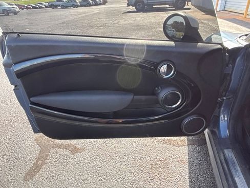Used 2011 MINI Cooper Hardtop FWD image 7