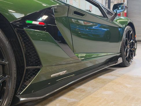 Used 2021 Lamborghini Aventador SVJ AWD/4WD image 63