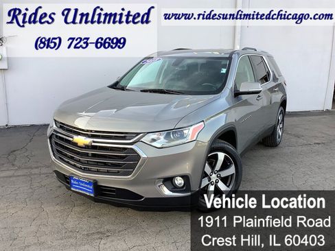 Used 2018 Chevrolet Traverse LT AWD/4WD image 1