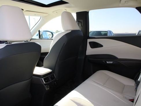 Certified 2024 Lexus RX 350 FWD w/ Technology Package image 9