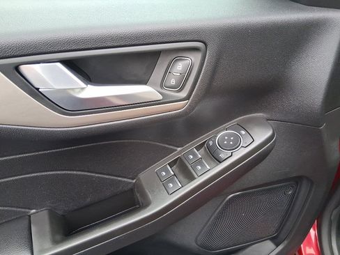 Used 2021 Ford Escape SE w/ Convenience Package image 12