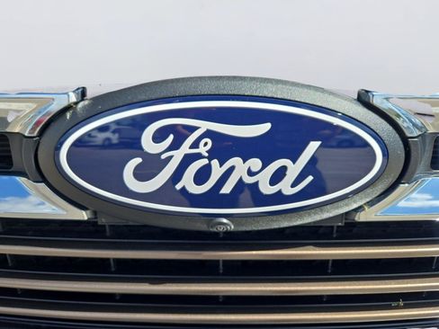 Used 2025 Ford F150 King Ranch w/ FX4 Off-Road Package AWD/4WD image 9