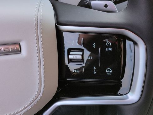 New 2026 Land Rover Range Rover Sport SE image 12