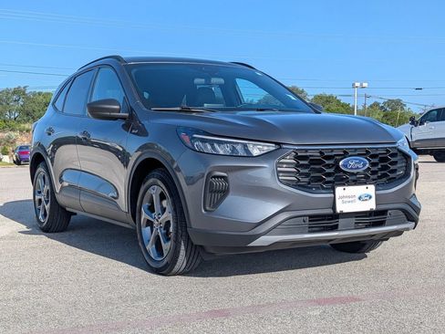 Certified 2025 Ford Escape ST-Line FWD image 1