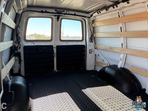 Used 2024 GMC Savana 2500 w/ Driver Convenience Package image 28