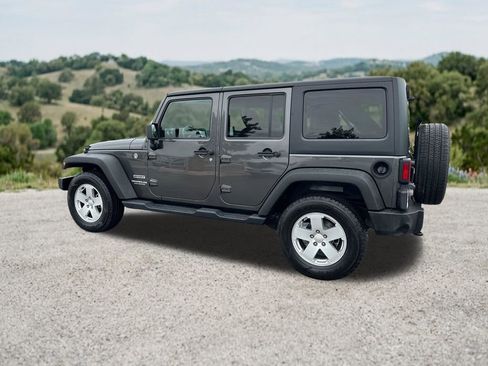 Used 2017 Jeep Wrangler Unlimited Sport w/ Quick Order Package 24S AWD/4WD image 7