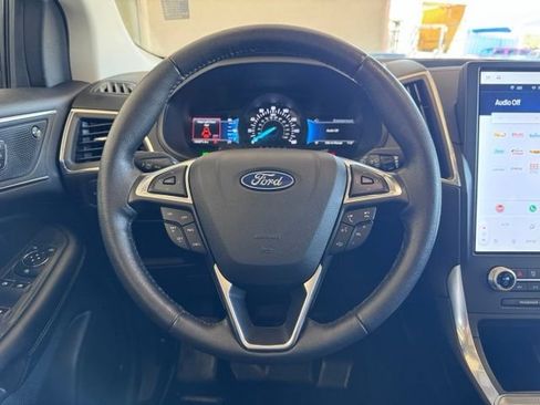 Certified 2022 Ford Edge Titanium AWD/4WD image 15