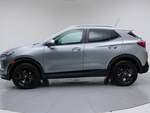 Used 2024 Buick Encore GX Sport Touring AWD/4WD image 3