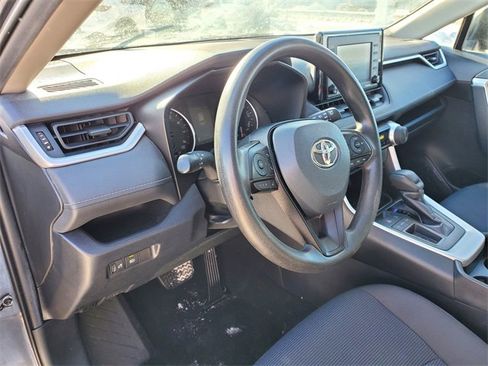 Used 2020 Toyota RAV4 LE w/ Carpet Mat Package image 15