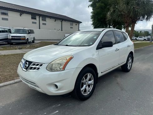 Used 2012 Nissan Rogue S FWD image 1