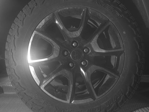 Used 2025 Jeep Compass Trailhawk AWD/4WD image 15