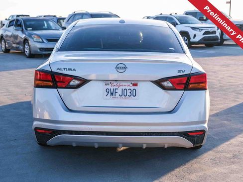 Used 2023 Nissan Altima 2.5 SV FWD image 5